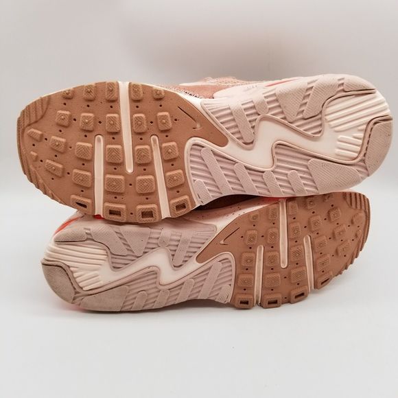 Nike Women's Air Max Excee Shoes Size 6 Blush Beige CD5432-603 Low Top - Picture 5 of 6
